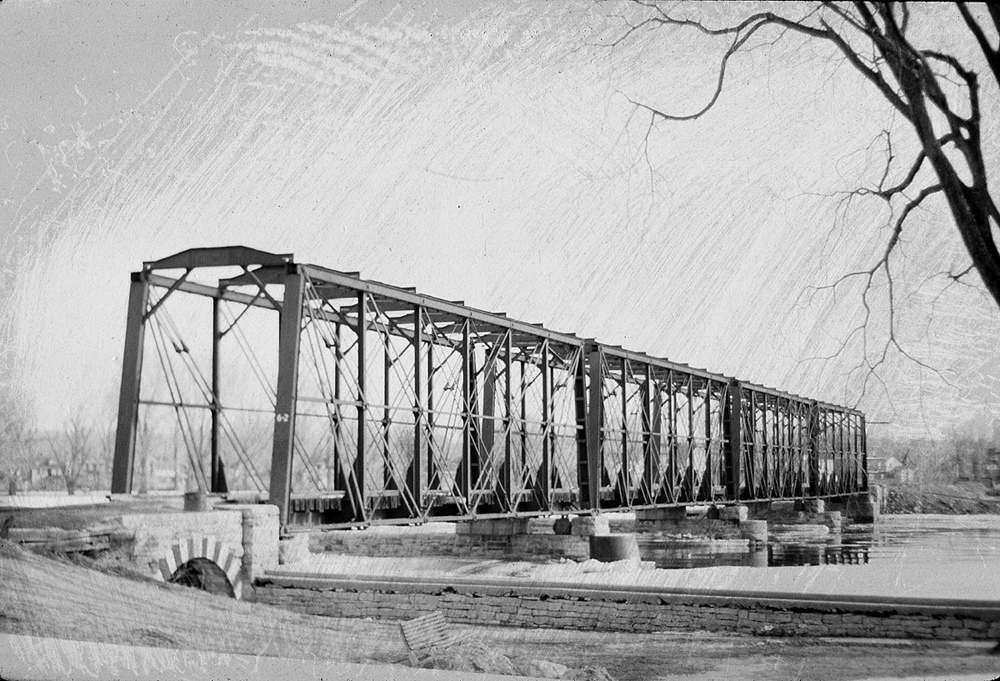 B&P Rideau River Bridge