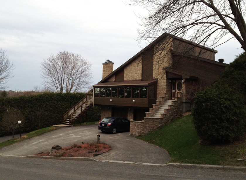 House along the Gatineau Riviera