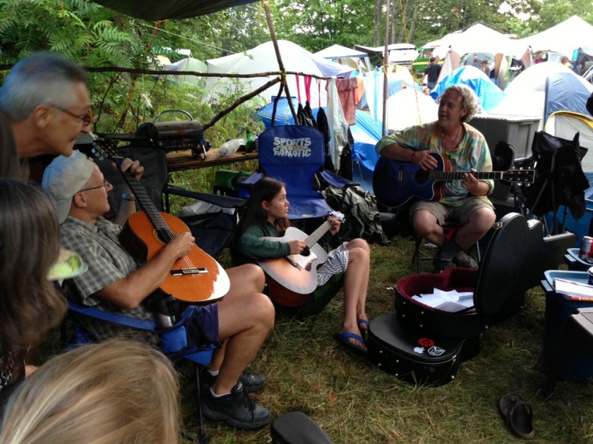 Mika jamming at Blue Skies