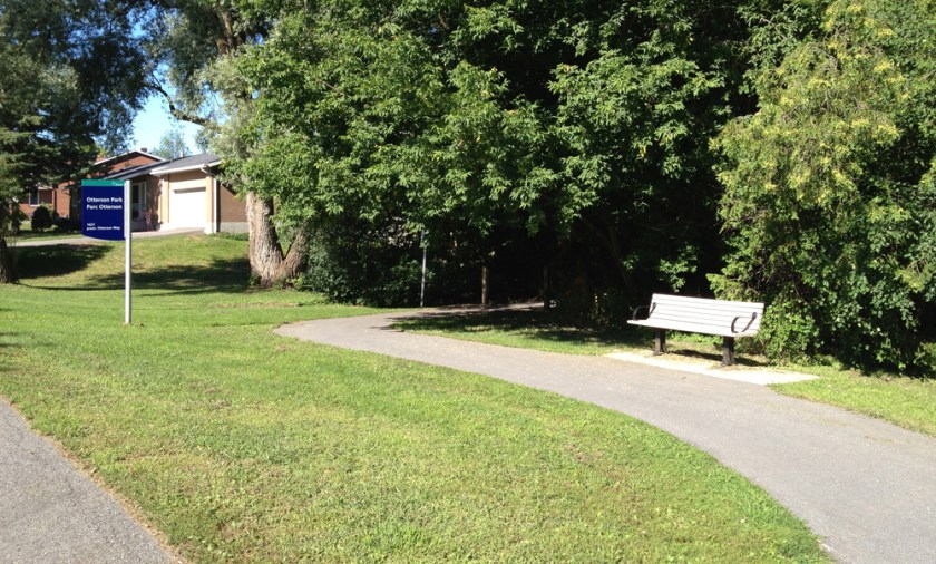 Path through Otterson park