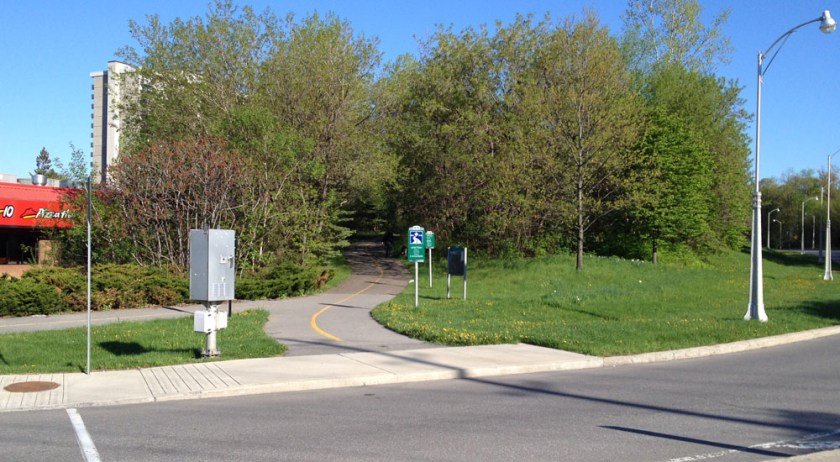 Access to the Aviation Pathway at the north/west corner of Montreal Road and the Aviation Parkway