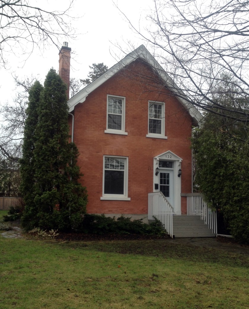 The Morrow House - 132 Billings Ave