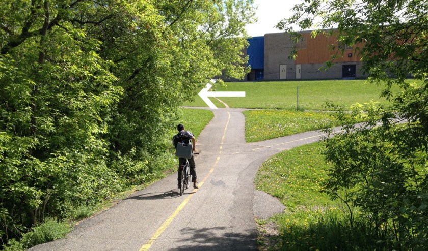 Continuing on the Ruisseau-de-la-brasserie Pathway 