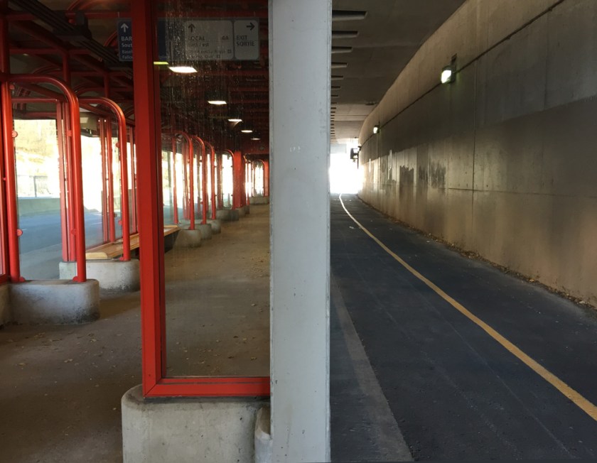 Access to Pinecrest Creek Pathway from OC Transpo stop