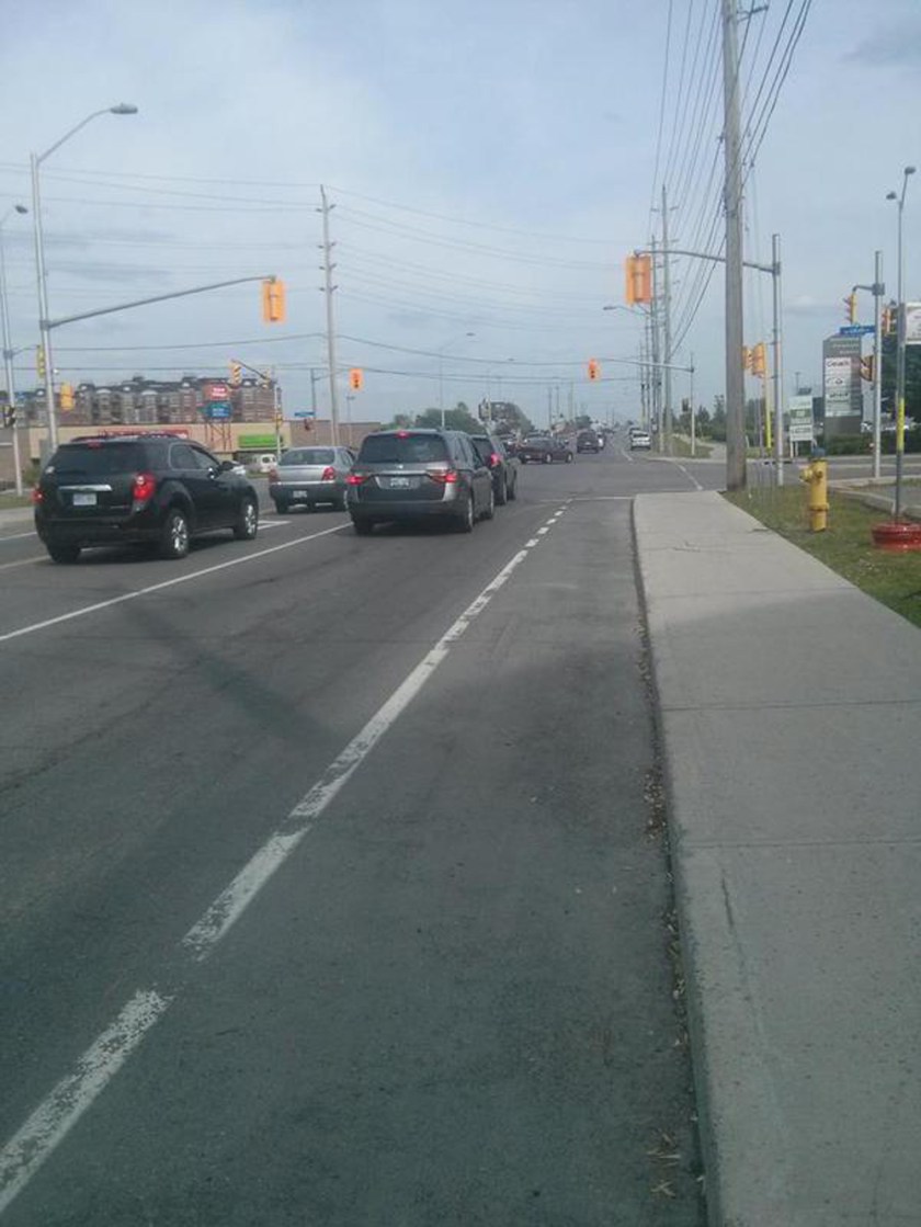 Getting onto Cyrville from Ogilvie. The bike lane suddenly appears.
