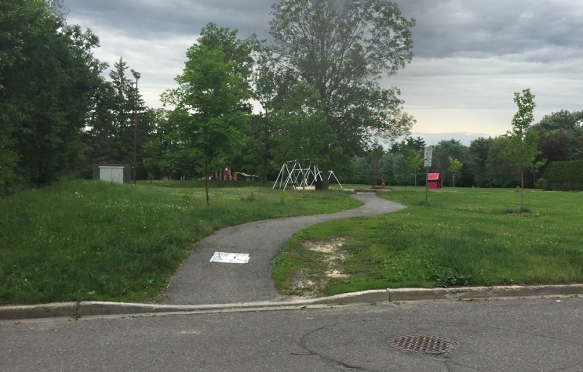 Path off Lincoln Heights Road