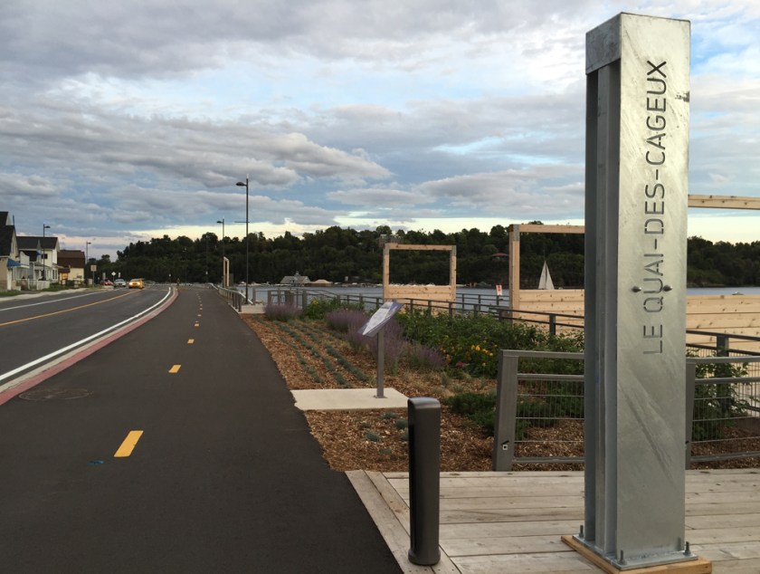 New path along Rue Jacques-Cartier